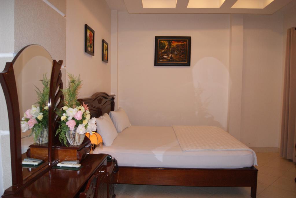 Thien Tue Hotel Cidade de Ho Chi Minh Exterior foto