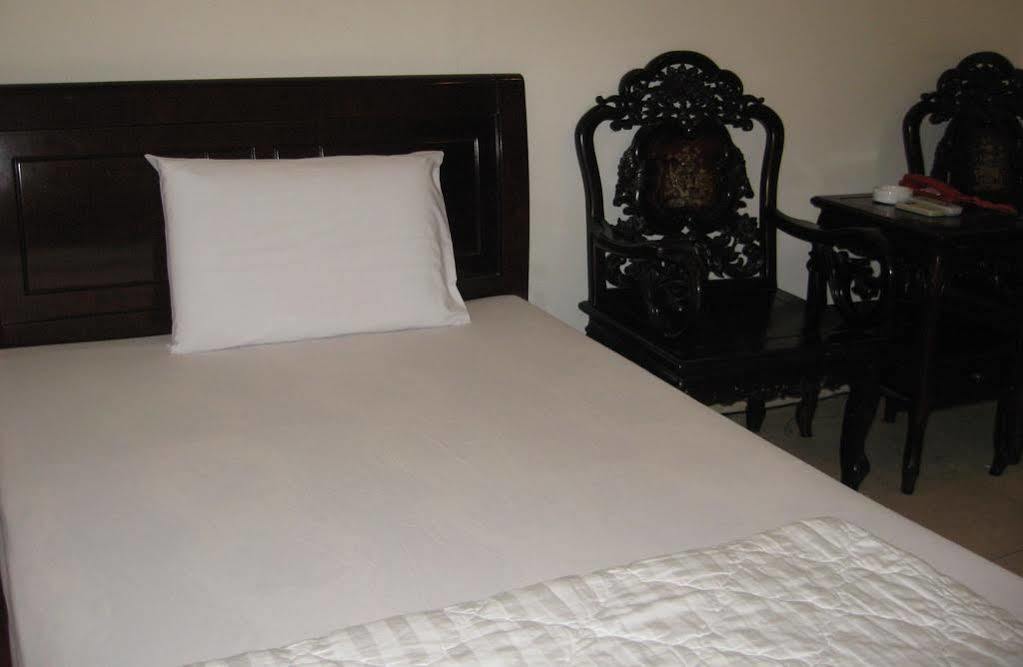 Thien Tue Hotel Cidade de Ho Chi Minh Exterior foto